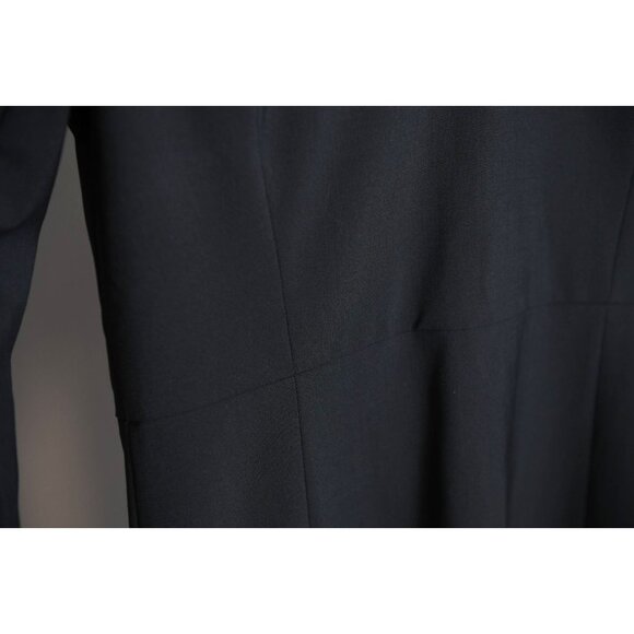 Theory Classic Black Dress 3/4 Sleeve Size 6 V-Neck Lined- Read Description - Picture 4 of 12